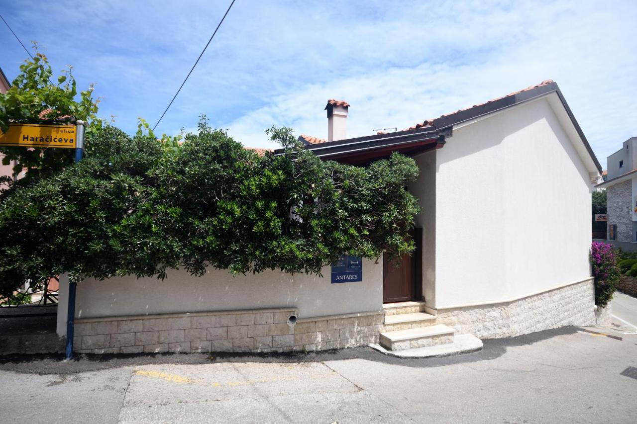 Apartments Antares Mali Lošinj Εξωτερικό φωτογραφία