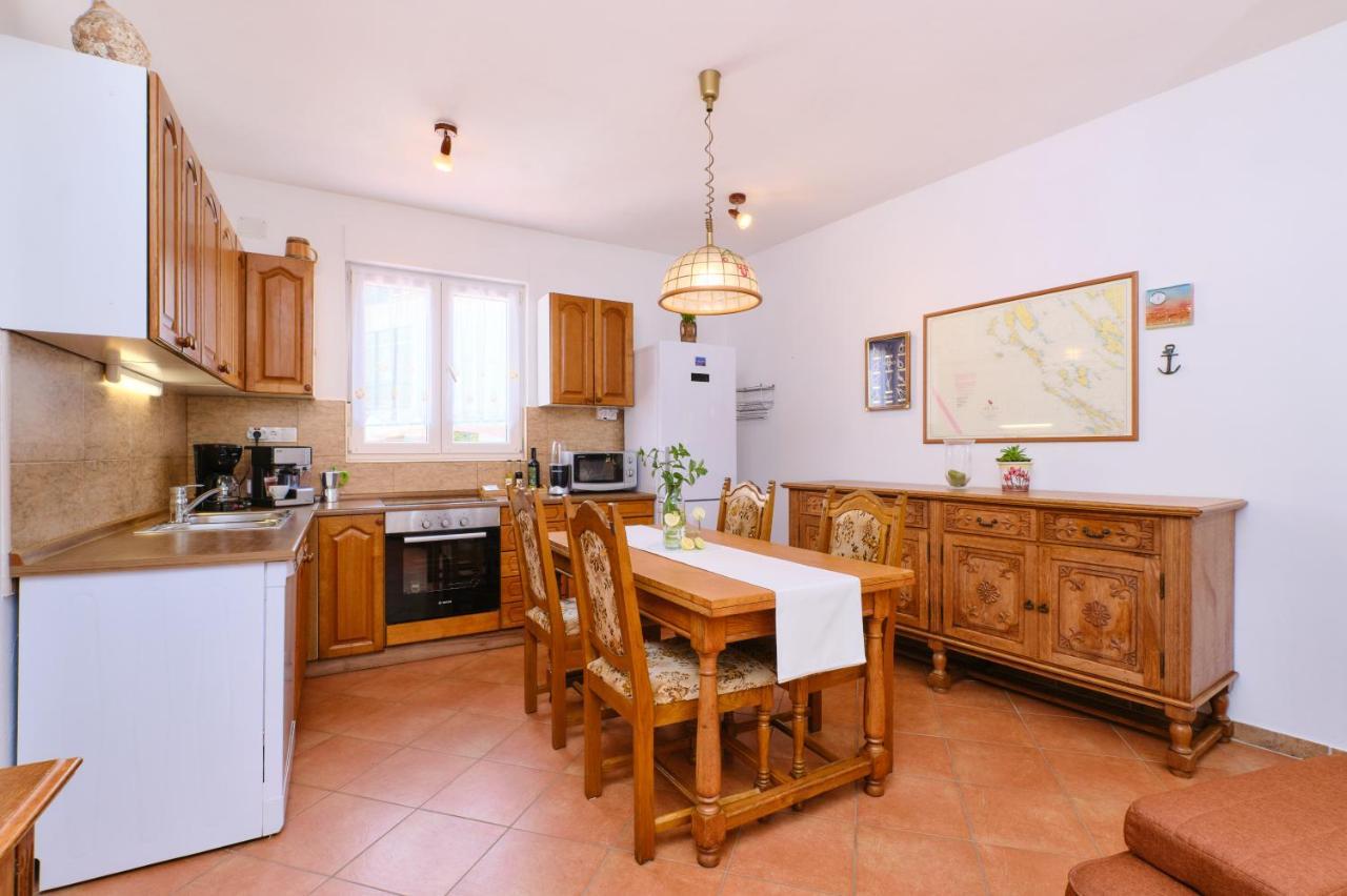 Apartments Antares Mali Lošinj Εξωτερικό φωτογραφία