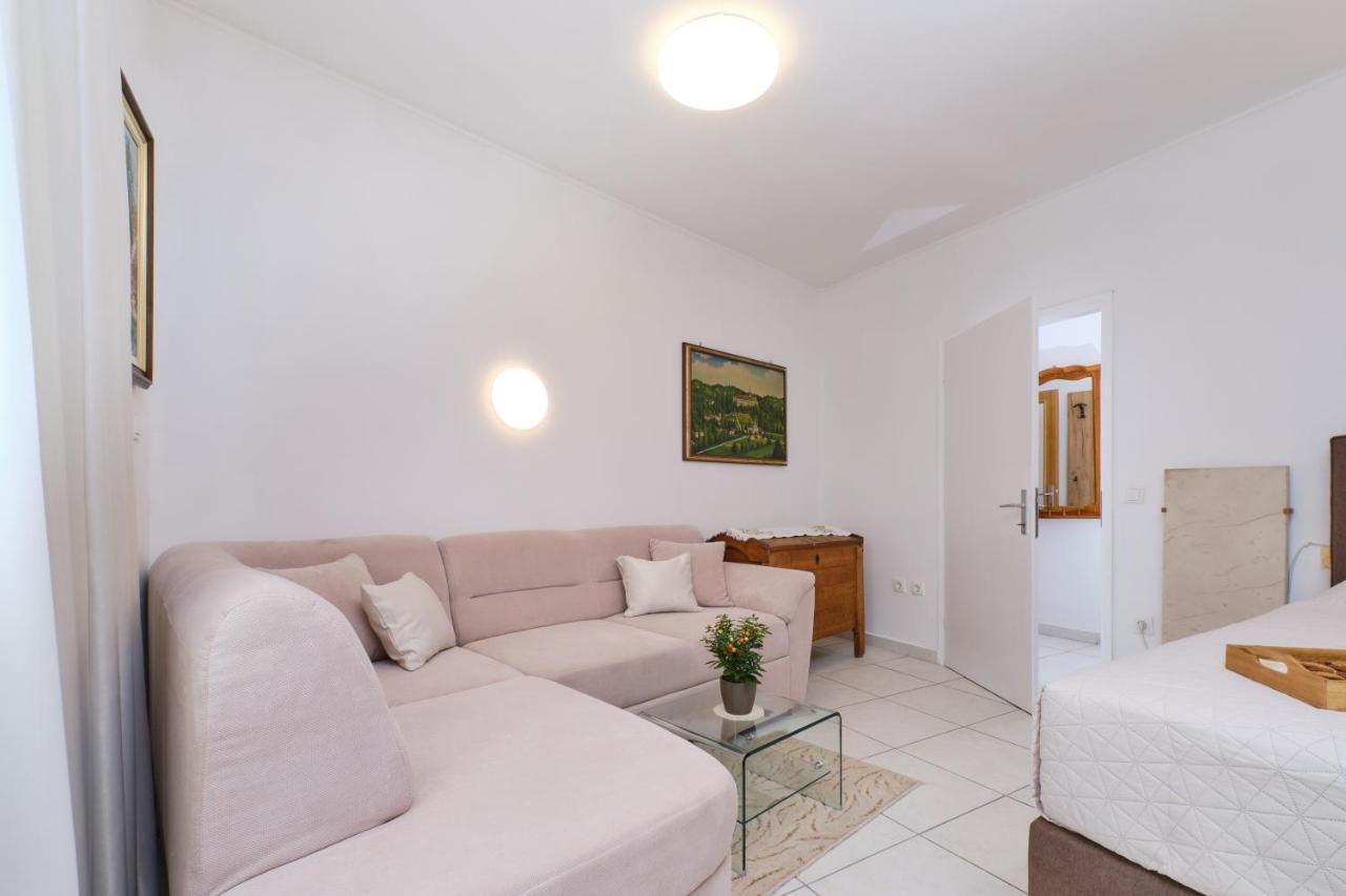 Apartments Antares Mali Lošinj Εξωτερικό φωτογραφία